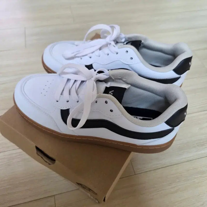 [BUNJANG] Vans Sneakers 230 / (새상품) 반스 스니커즈 230