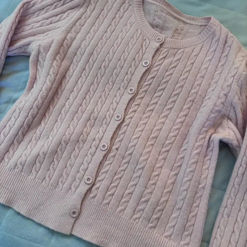 [BUNJANG] Pink Cable Knit Cardigan / 핑크 꽈배기 가디건