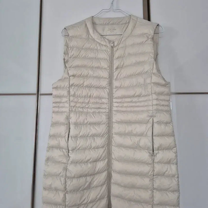 [BUNJANG] UZIZ Lightweight Down Padded Vest / UZIZ 여성 경량 다운 패딩 베스트 조끼 90