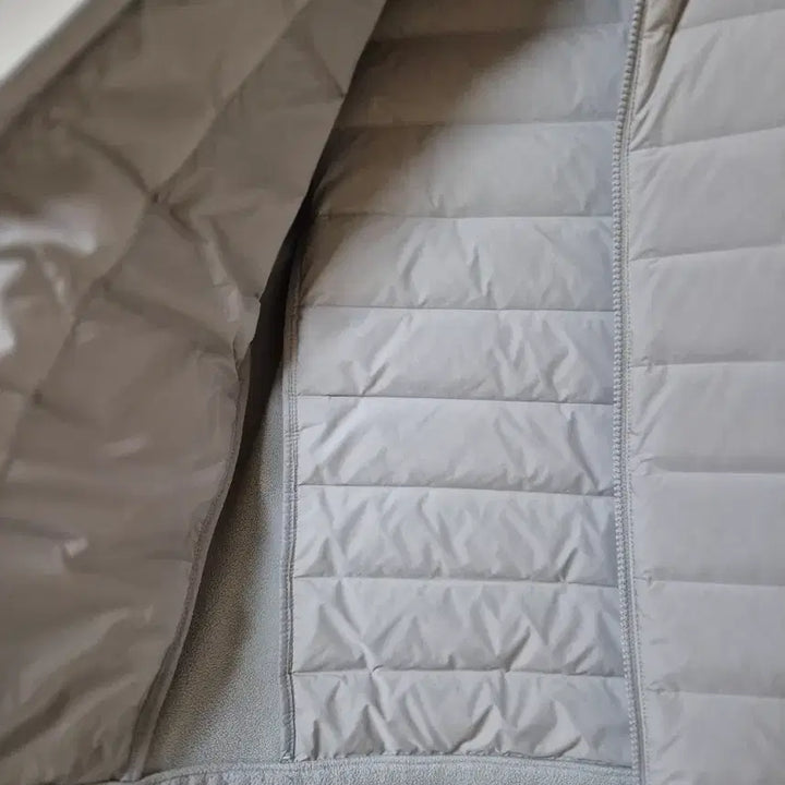 [BUNJANG] Discovery Expedition Lightweight Padded Jacket / 디스커버리 익스페디션 경량 패딩 자켓