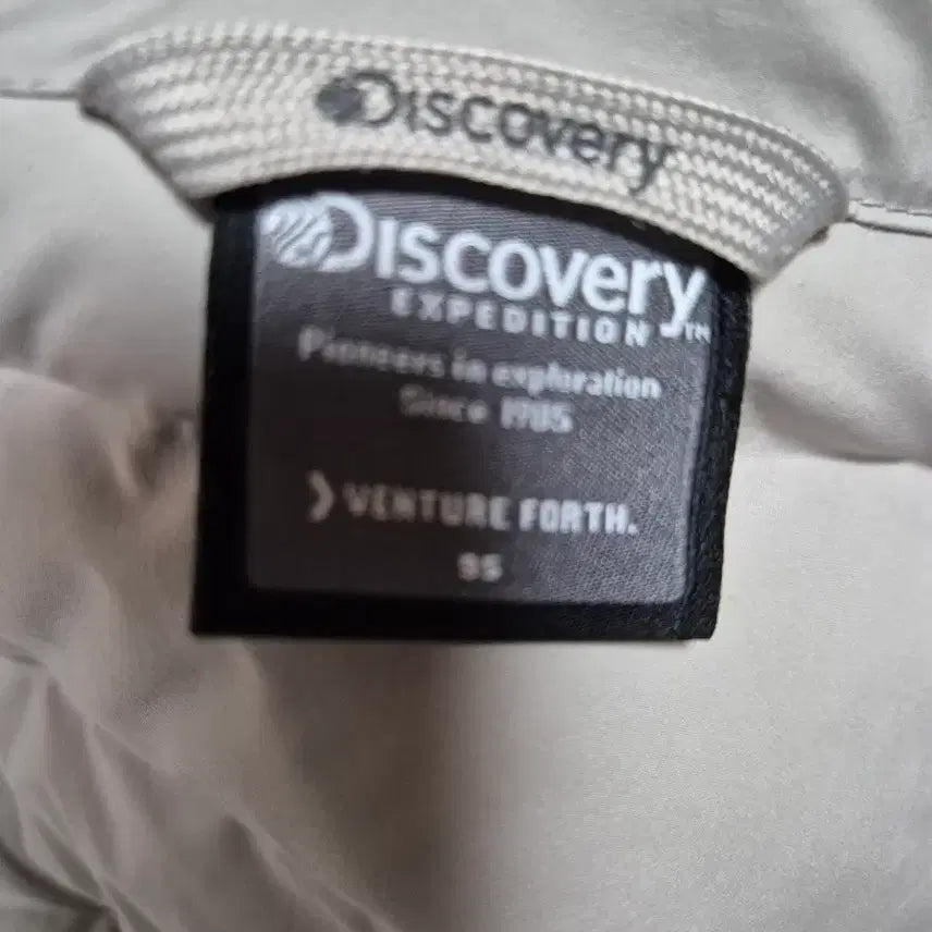 [BUNJANG] Discovery Expedition Lightweight Padded Jacket / 디스커버리 익스페디션 경량 패딩 자켓