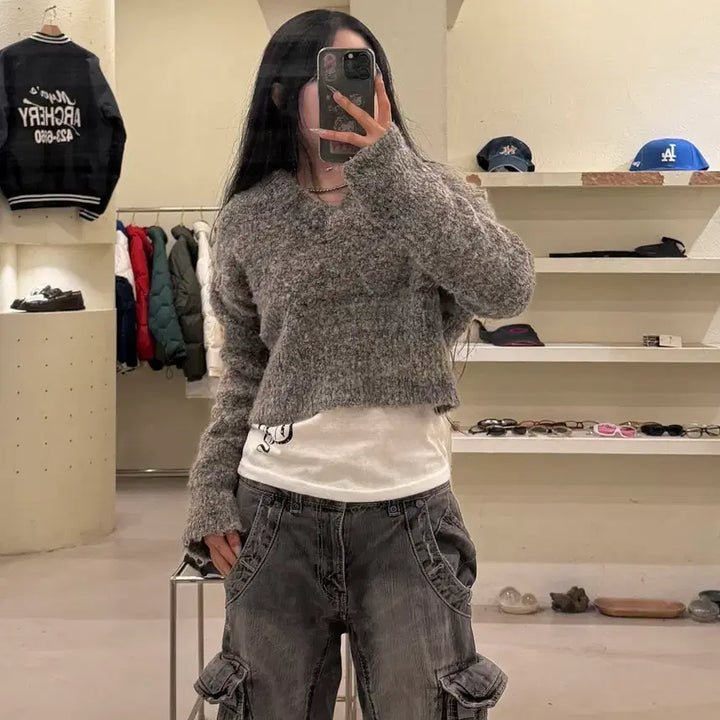 [BUNJANG] Matinkim Crop V-neck Knit / 마뗑킴 크롭 브이넥 니트 U853