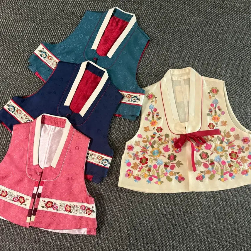 [BUNJANG] Hanbok Vest Bundle Set (Size 55) / 한복 (55사이즈) 배자 조끼 일괄판매