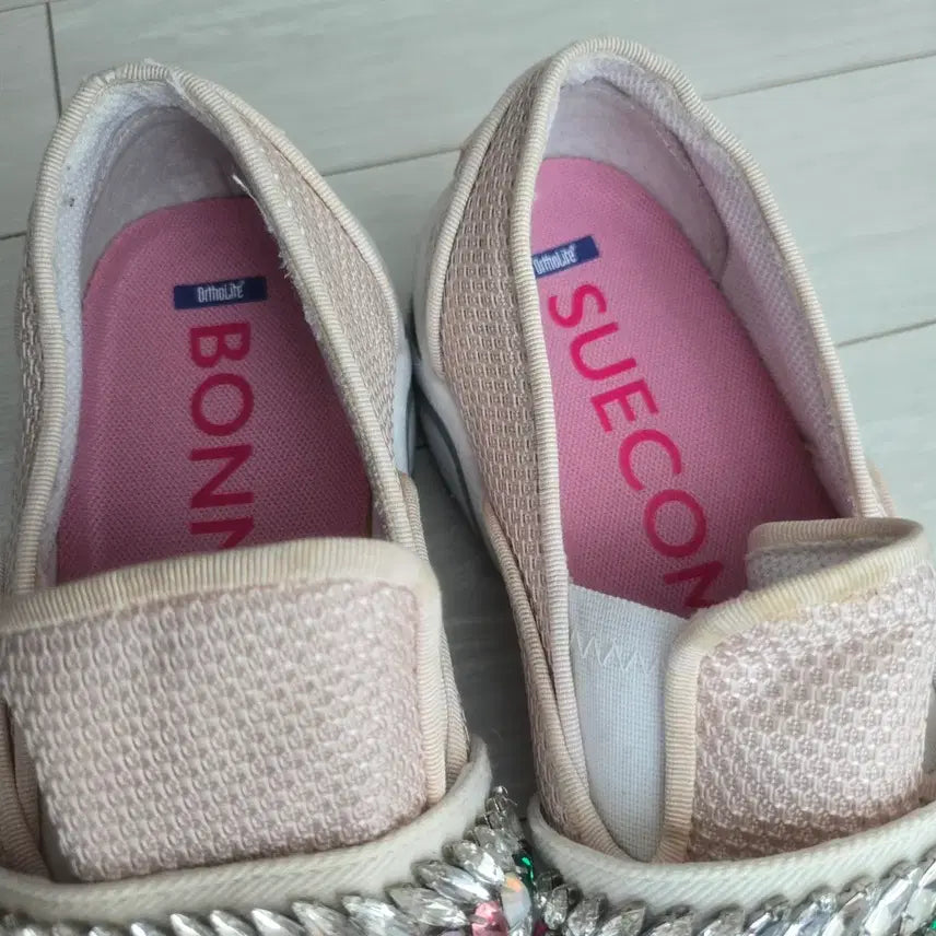 [BUNJANG] SUECOMMA BONNIE Sneakers / 슈콤마보니 비즈장식 스니커즈