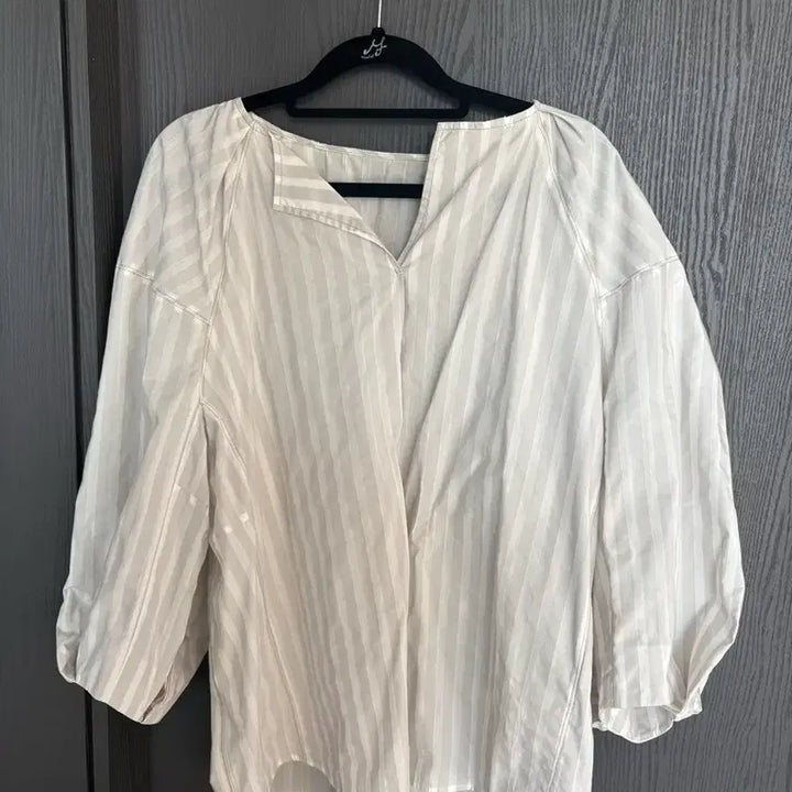 [BUNJANG] System Stripe Blouse / 시스템 스트라이프 블라우스