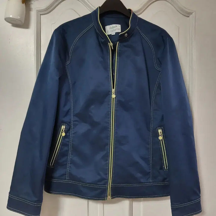 [BUNJANG] Crocodile Women's Windbreaker Jacket / 크로커다일 여자 바람막이 봄 자켓 점퍼 라이더 스타일 이쁨 95