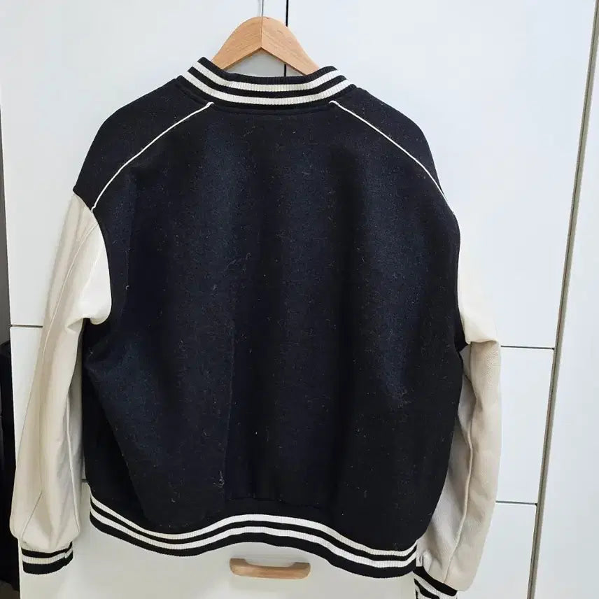 [BUNJANG] BTS Varsity Jacket Black M / 베테제 바시티자켓 블랙 M