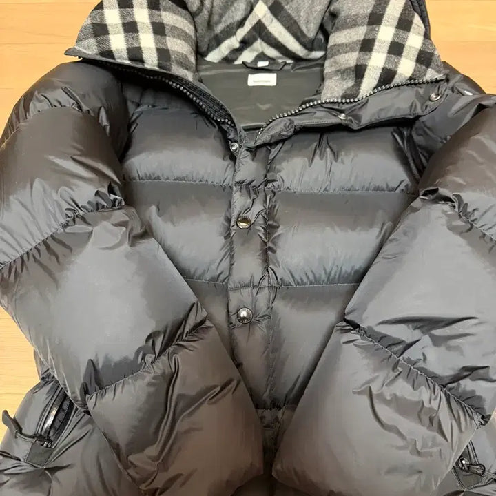 [BUNJANG] Burberry Rockwell Down Puffer Jacket / 버버리 록웰 다운 푸퍼패딩