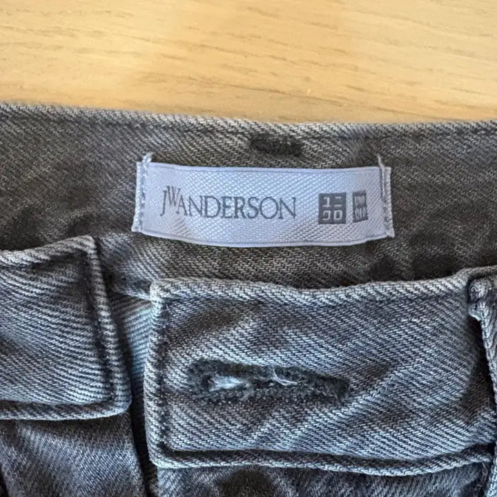 [BUNJANG] JW Anderson Jeans / 유니클로 jw앤더슨 청바지