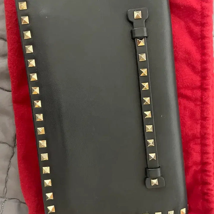 [BUNJANG] Valentino Rockstud Clutch Bag / 발렌티노 락스터드 블랙 클러치백
