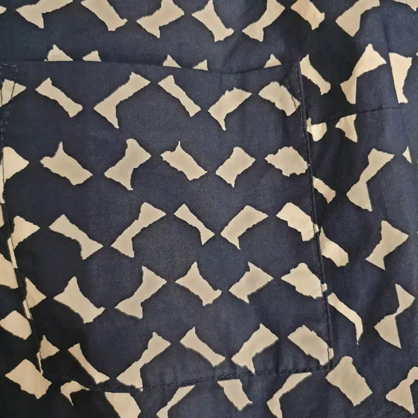 [BUNJANG] COS Pattern Cotton Shirt / (44~마른55)COS 코스 패턴 코튼 셔츠