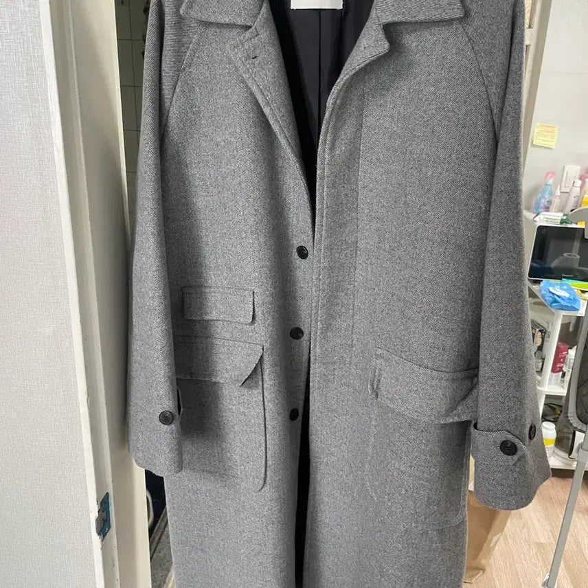 [BUNJANG] UrbanTino Label Overcoat Gray / 어반티노/ 레이블 오버 맥코트 그레이