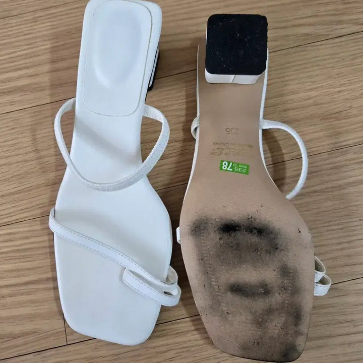 [BUNJANG] [Item Category: Sandals] [Size: 235] / 샌들 3종[235]-다드림