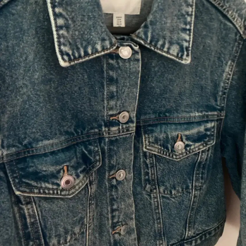 [BUNJANG] H&M Crop Denim Jacket / H&M 크롭 데님 청자켓
