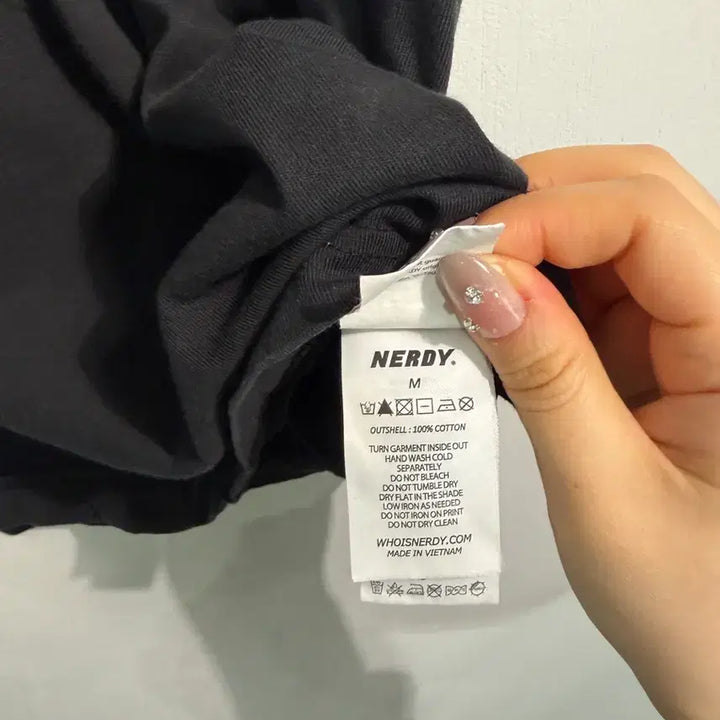 [BUNJANG] Nerdy A852 T-shirt / 만원샵) Nerdy 널디 반팔티 M A852