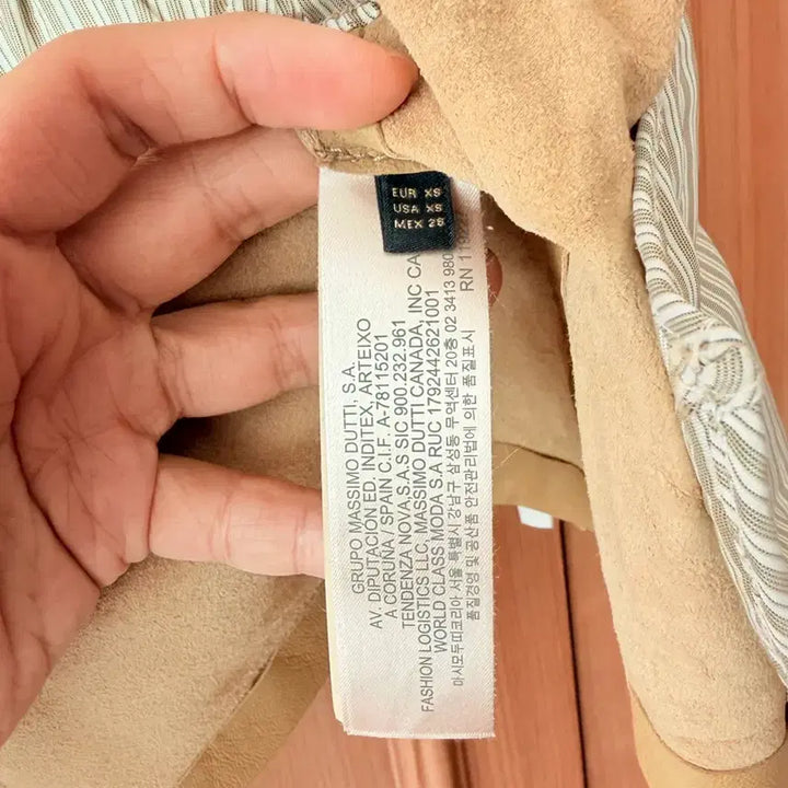 [BUNJANG] Massimo Dutti Soft Zip-Up Leather Jacket / 마시모두띠 부드러운 집업 가죽 5부 자켓