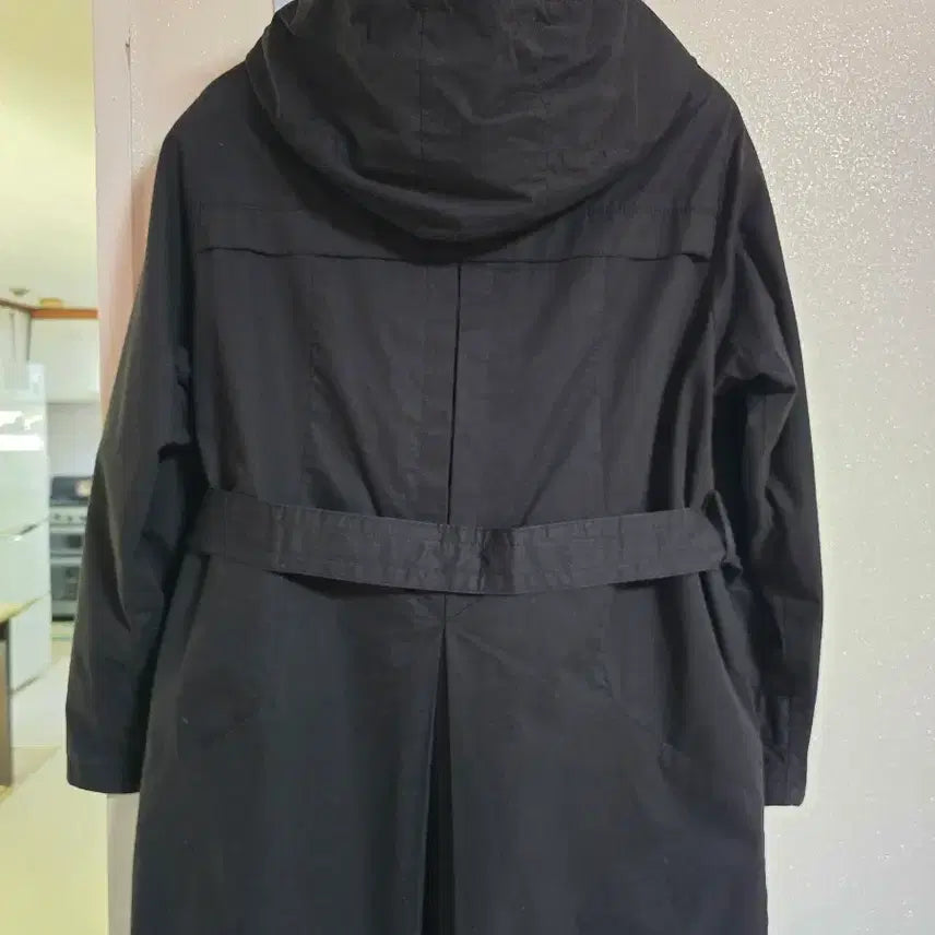 [BUNJANG] (G)I-DLE Tomboy Black Trench Coat (Size 55) / 상태좋음)Tomboy 톰보이 블랙 트렌치 코트 55사이즈