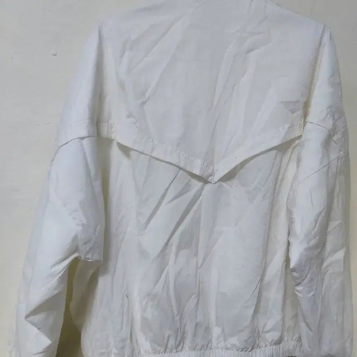 [BUNJANG] Nike Windbreaker Jacket / 나이키 화이트 바람막이 자켓