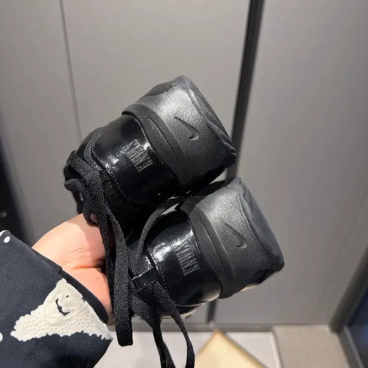 [BUNJANG] Nike Knowles Air Max Muse Women's / 나이키 X 노울스 콜라보 에어맥스 뮤즈 우먼스