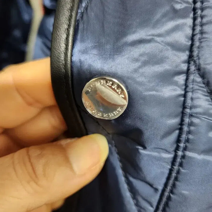 [BUNJANG] Burberry Quilted Blouson Jacket 46 / (정품새상품)버버리 퀼팅 블루종 점버 46(95정도)
