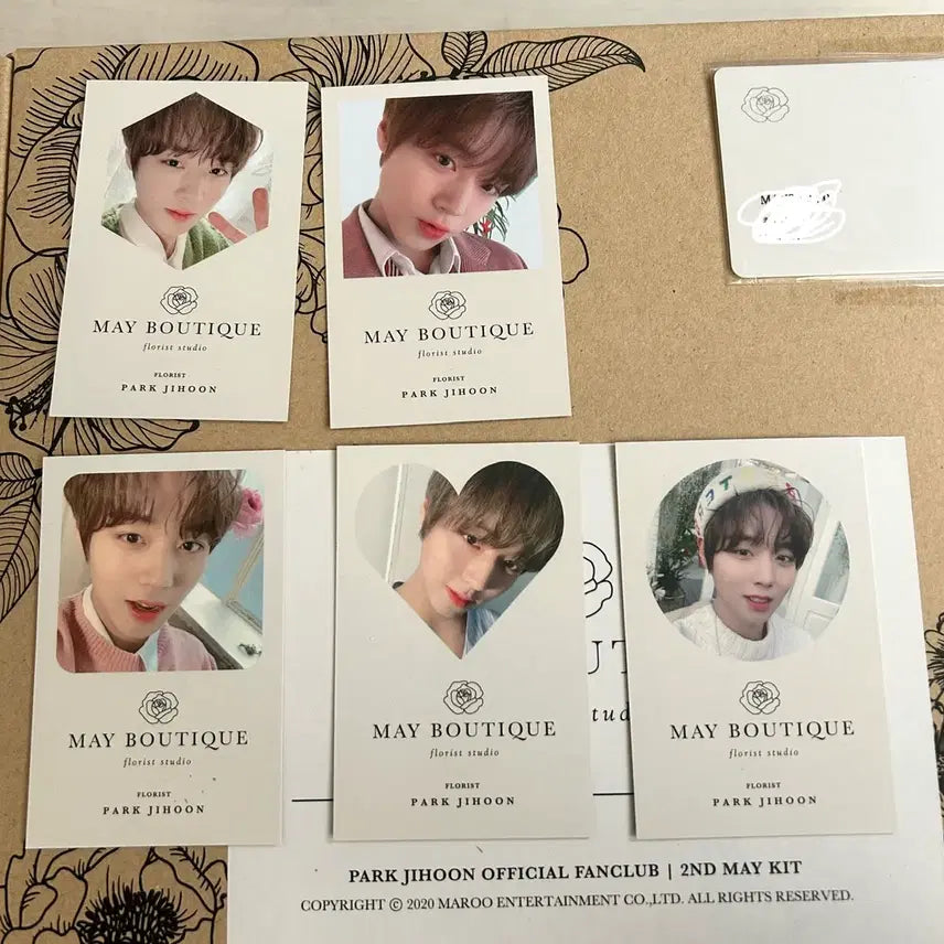 [BUNJANG] Park Jihoon Fanclub Kit Full Set / 박지훈 팬클럽 2기 키트 풀셋 (포카, 포토북, 비누, DIY펜 등)