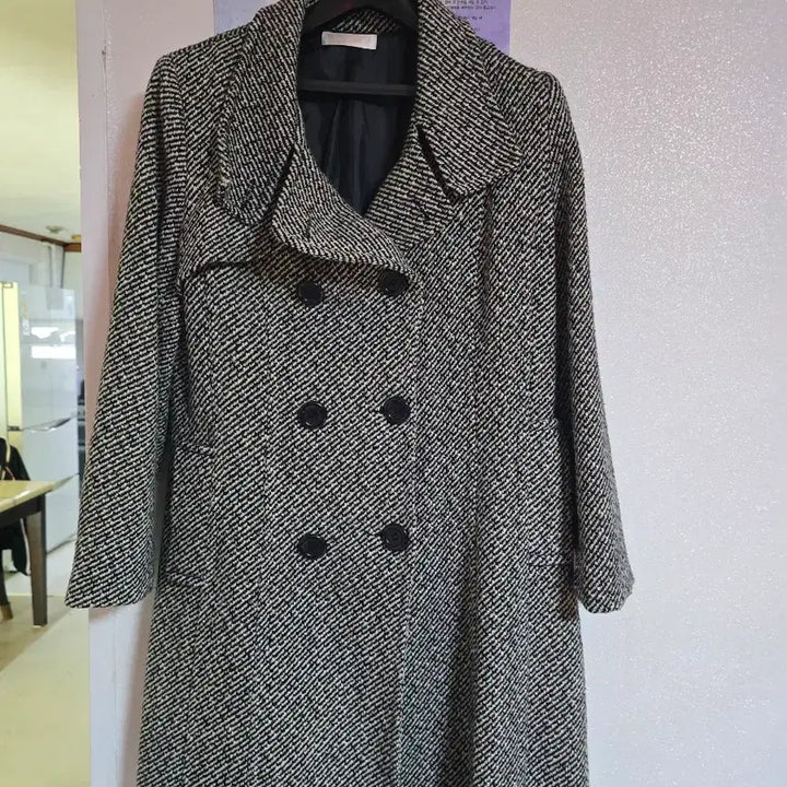 [BUNJANG] DIGIB Herringbone Double Long Coat (Size 77) / DIGIB 헤링본 더블 롱코트 77사이즈