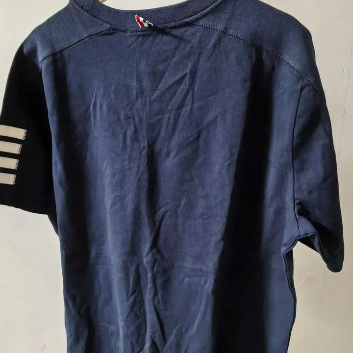 [SOLD OUT] 국내배송[3XL]톰브라운 4바 반팔티셔츠 네이지색상 라운드넥 재고정리