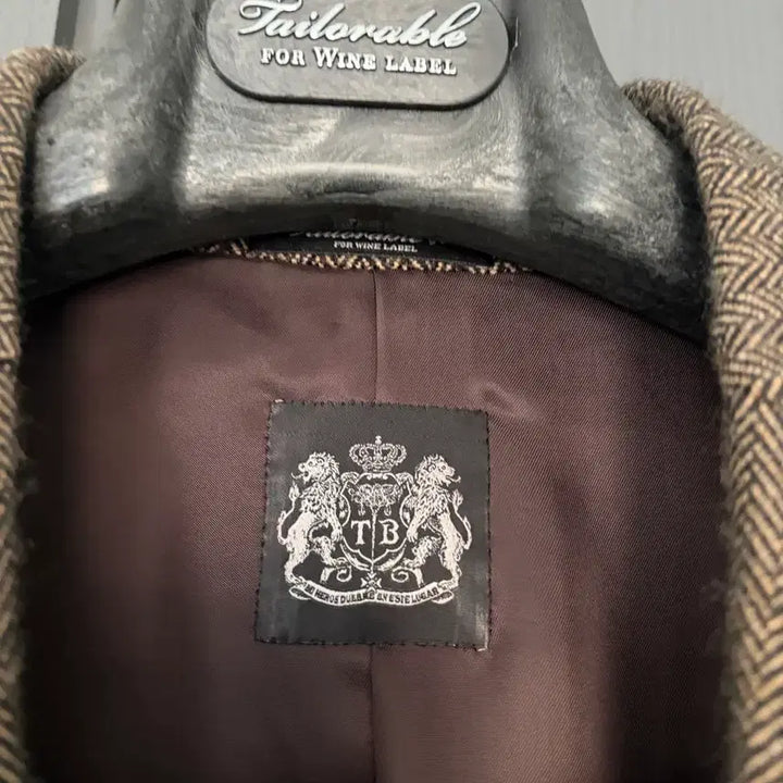 [BUNJANG] Tailorable Herringbone Jacket / 테일러블 와인라벨 헤링본 자켓