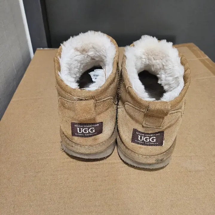 [BUNJANG] UGG Suede Boots / 어그  스웨이드 털 부츠