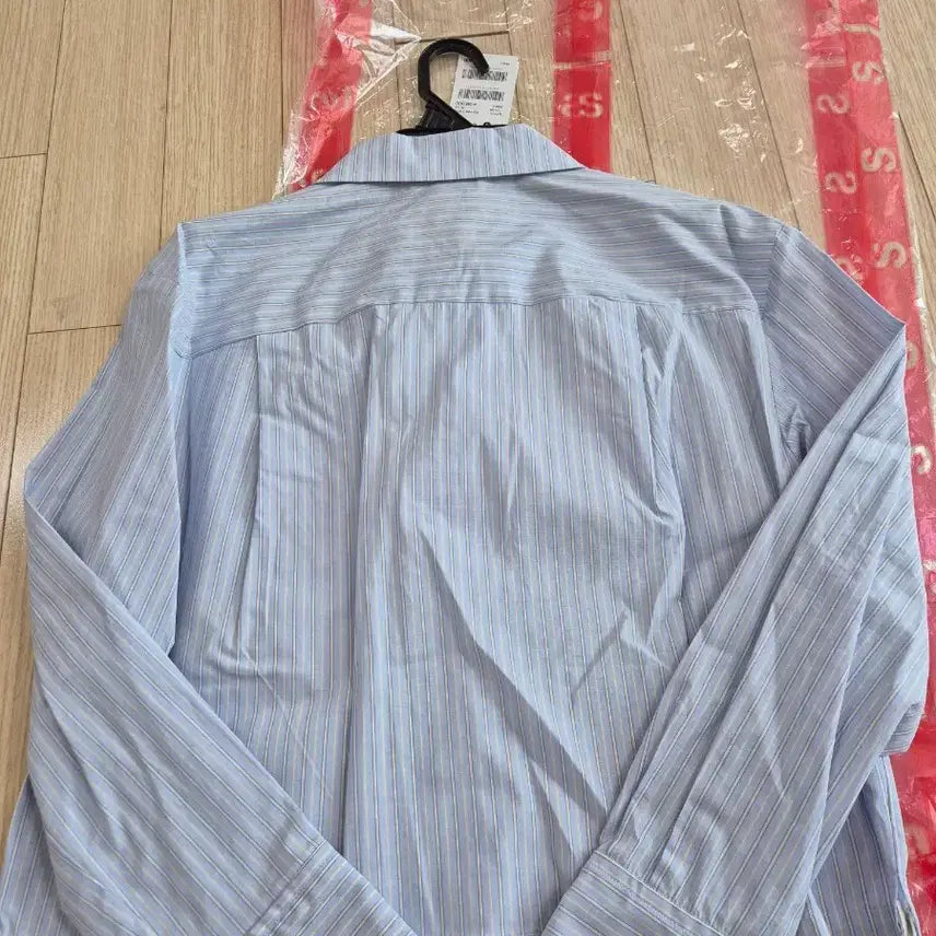 [BUNJANG] Roem Crop Shirt / 로엠크롭셔츠