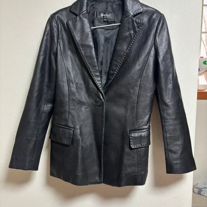 [BUNJANG] Soleil Black Leather Jacket (Women's Size 55) / Soleil 블랙 가죽 여성 자켓 55