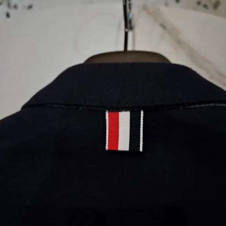 [BUNJANG] Thom Browne Gold Blazer Jacket Navy / [정품/금장/2사이즈] 톰브라운 금장 블레이저 마이 정장 자켓 네이비