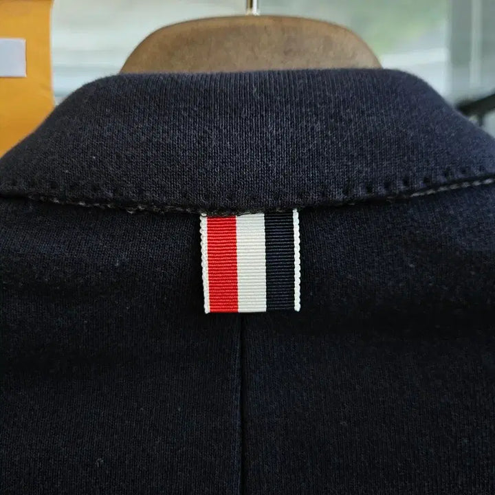 [BUNJANG] Thom Browne Gold Blazer Jacket Navy / [정품/금장/2사이즈] 톰브라운 금장 블레이저 마이 정장 자켓 네이비