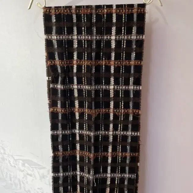 [BUNJANG] UVA Brown Check Pattern Muffler / UVA 브라운 체크 패턴 머플러 F