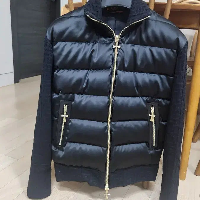 [BUNJANG] Lapillus Monogram Knit Padded Jacket / 라피나토 모노그램 니트패딩 50