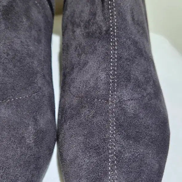 [BUNJANG] Charcoal Suede Ankle Boots / 차콜 스웨이드 앵글부츠((새상품))