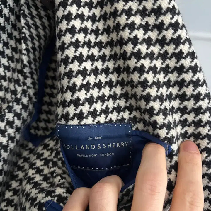 [BUNJANG] Tailorable Houndstooth Jacket / 테일러블 와인라벨 하운드투스 자켓