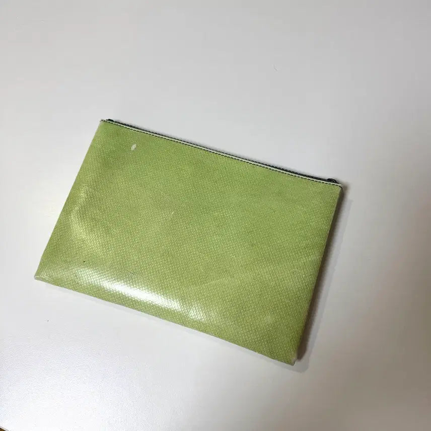 [BUNJANG] Freitag Chuck Pouch Clutch Bag Green / 프라이탁 척 파우치 클러치 가방 그린