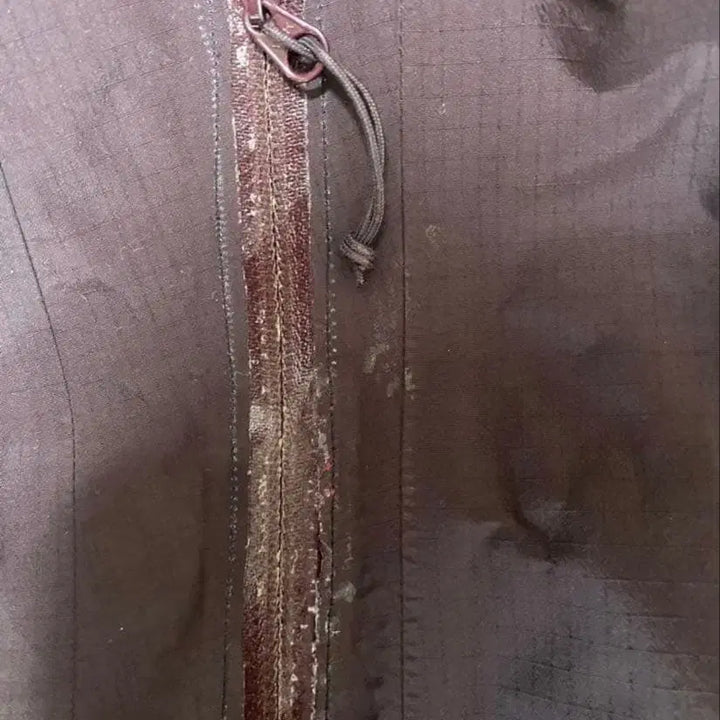 [BUNJANG] Arc'teryx Beta SL Gore-Tex Jacket Burgundy / 아크테릭스 베타 SL 고어텍스 자켓 버건디