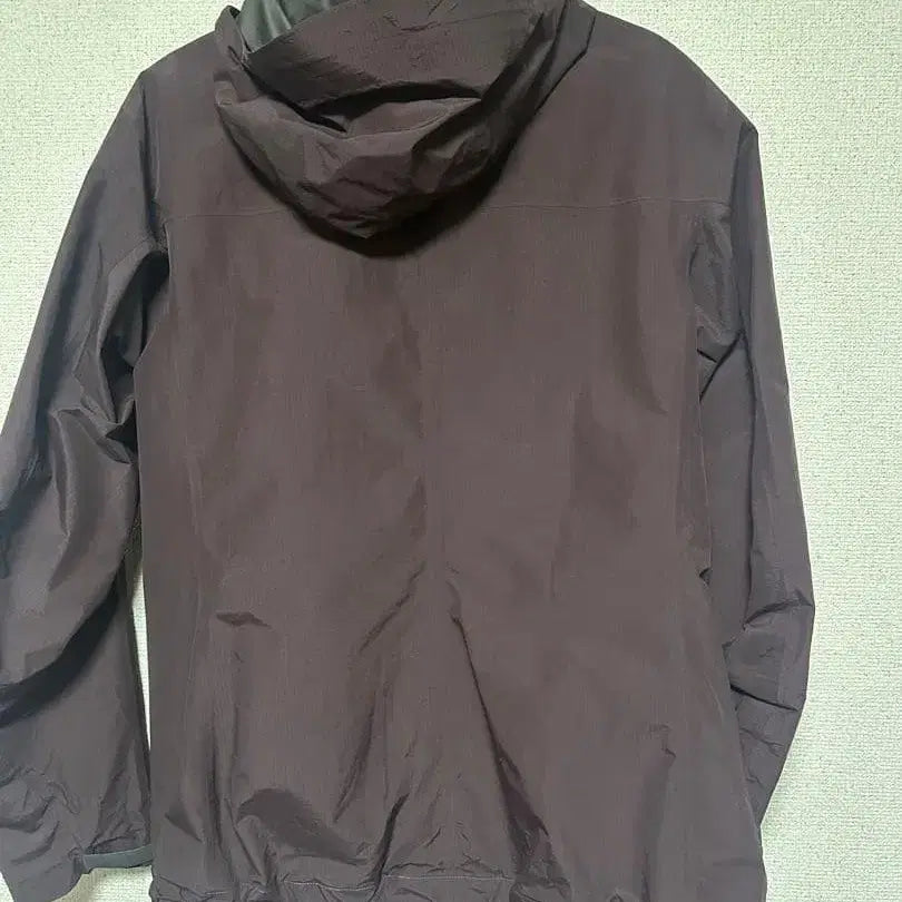 [BUNJANG] Arc'teryx Beta SL Gore-Tex Jacket Burgundy / 아크테릭스 베타 SL 고어텍스 자켓 버건디