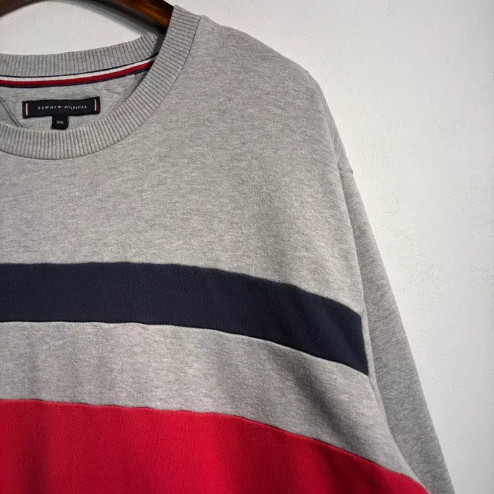 [BUNJANG] Tommy Hilfiger Sweatshirt / 만원샵) Tommy hilfiger 타미힐피거 맨투맨 스웻셔츠 A859