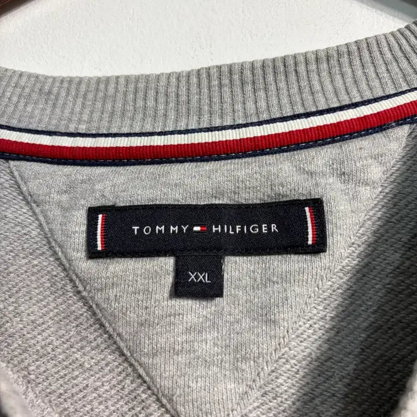 [BUNJANG] Tommy Hilfiger Sweatshirt / 만원샵) Tommy hilfiger 타미힐피거 맨투맨 스웻셔츠 A859
