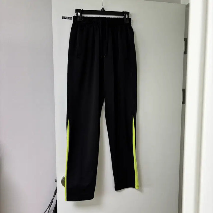 [BUNJANG] Lopos 허리밴딩 Training Pants / 222 Lopos 로포스 허리밴딩 트레이닝 팬츠