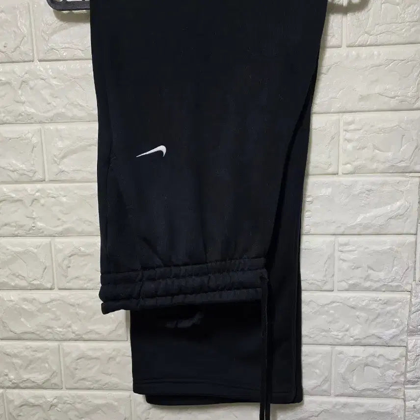 [BUNJANG] Nike Fleece Wide Training Pants (Size L) / 나이키 기모 와이드  트레이닝바지  32(L)