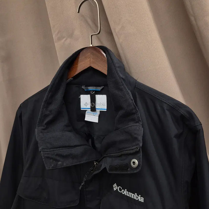 [BUNJANG] Columbia Windbreaker Jacket 100 / 컬럼비아 바람막이 자켓 100
