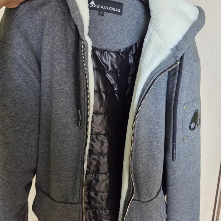 [BUNJANG] Moose Knuckles Bunny Sweater / 무스너클 버니스웨터 (정품)