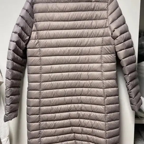 [BUNJANG] GIORDANO Women's Lightweight Down Jacket (S) / 지오다노 GIORDANO 여성 경량 패딩 S (오리솜털90%,깃털10%)