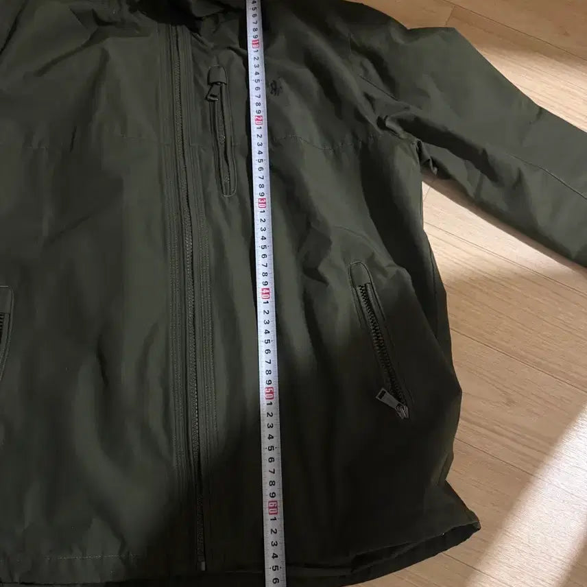 [SOLD OUT] 폴로 랄프로렌 올리브색 바람막이 S