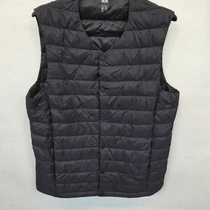 [BUNJANG] Uniqlo Ultralight Down Vest M / 유니클로 울트라라이트다운 경량패딩 조끼 m