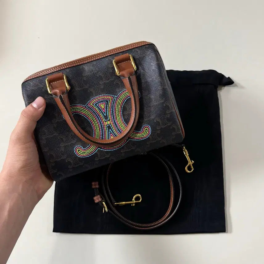 [BUNJANG] Celine Triomphe Mini Boston Bag / [정품/당일출고]셀린느 트리오페 미니 보스턴백 / 크로스백